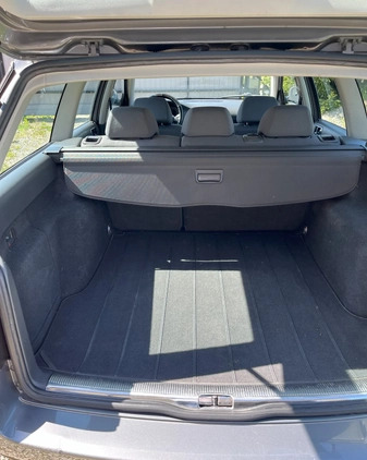 Volkswagen Passat cena 12900 przebieg: 308000, rok produkcji 2005 z Kielce małe 67